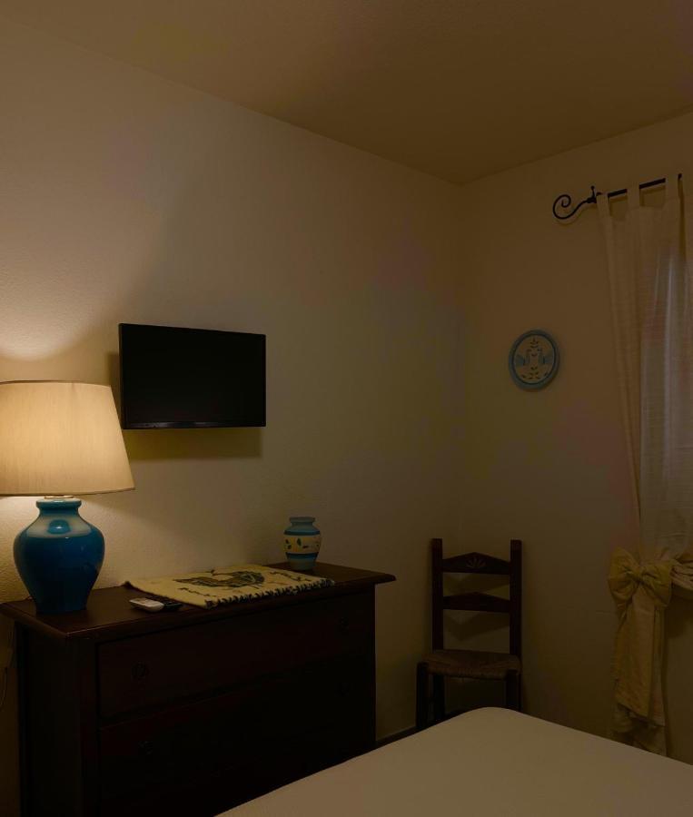 サン・テオドーロ Brezza Di Mare Bed & Breakfast エクステリア 写真
